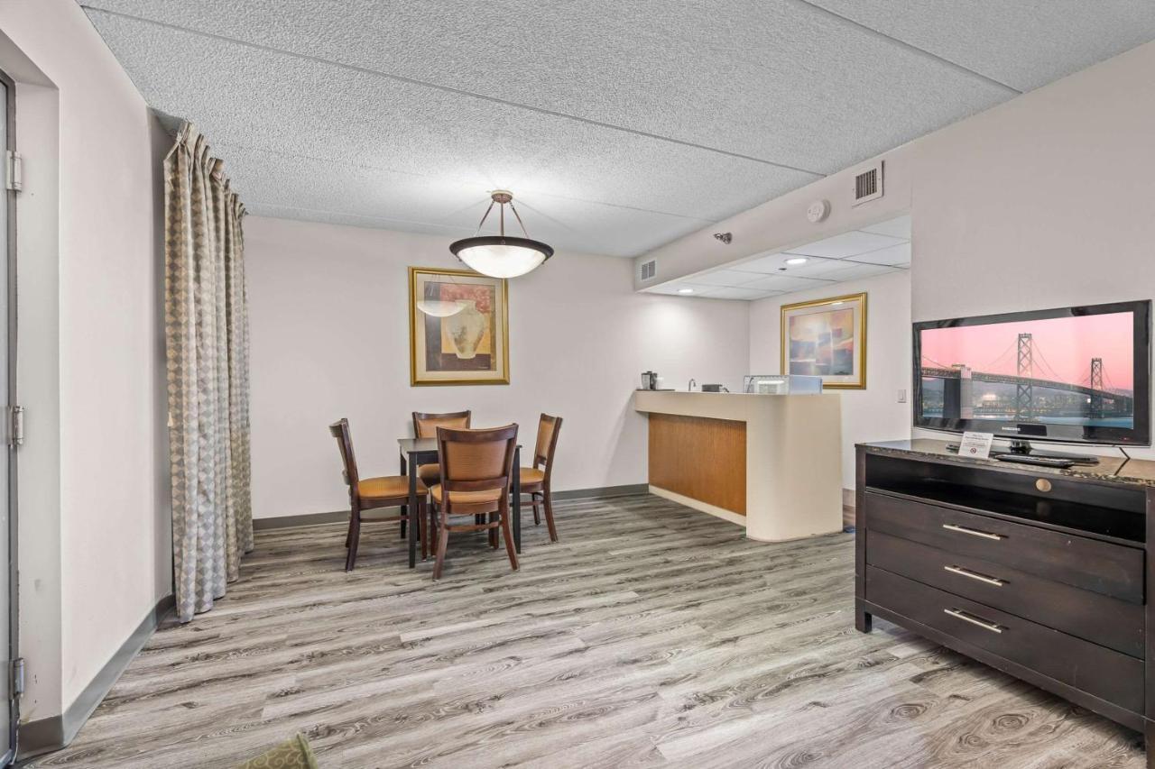 Quality Inn & Suites Mall Of America - Msp Airport Bloomington Kültér fotó